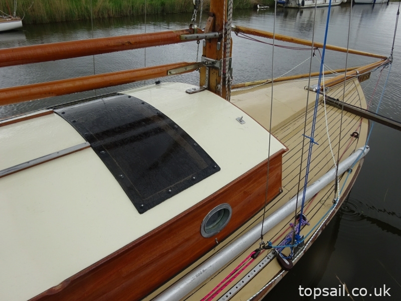 1982 Easticks 28 River Cruiser (GRP Hull)