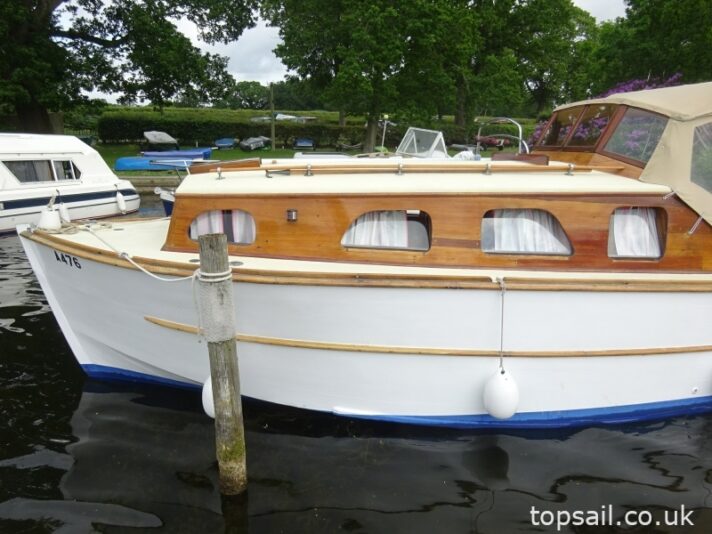 1960 Turner’s Silver Spray Broads Motor Cruiser