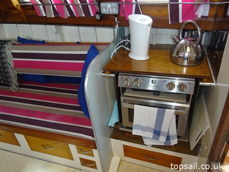 1960 Turner’s Silver Spray Broads Motor Cruiser