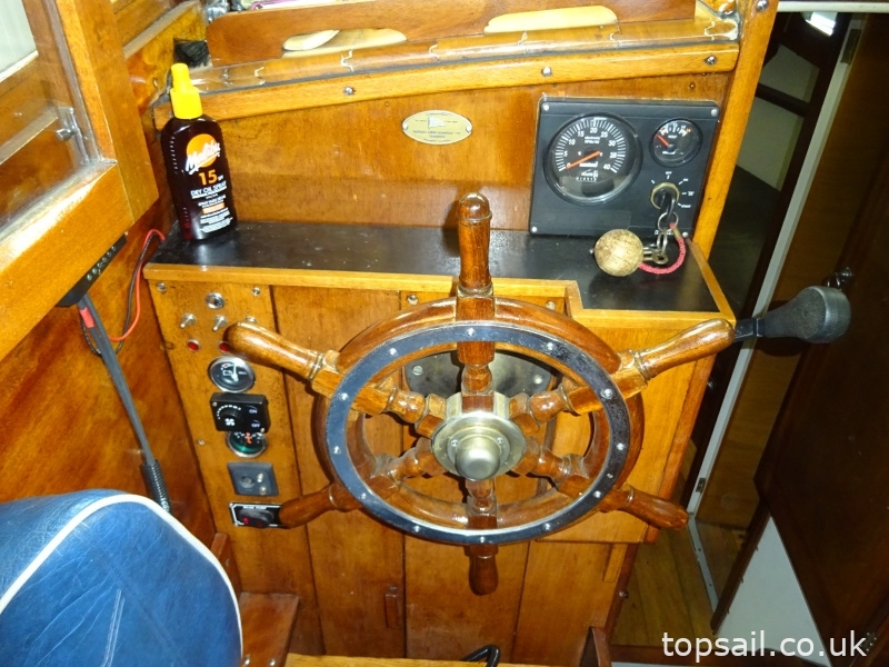 1954 Merrywind Classic Centre Cockpit Motor Cruiser