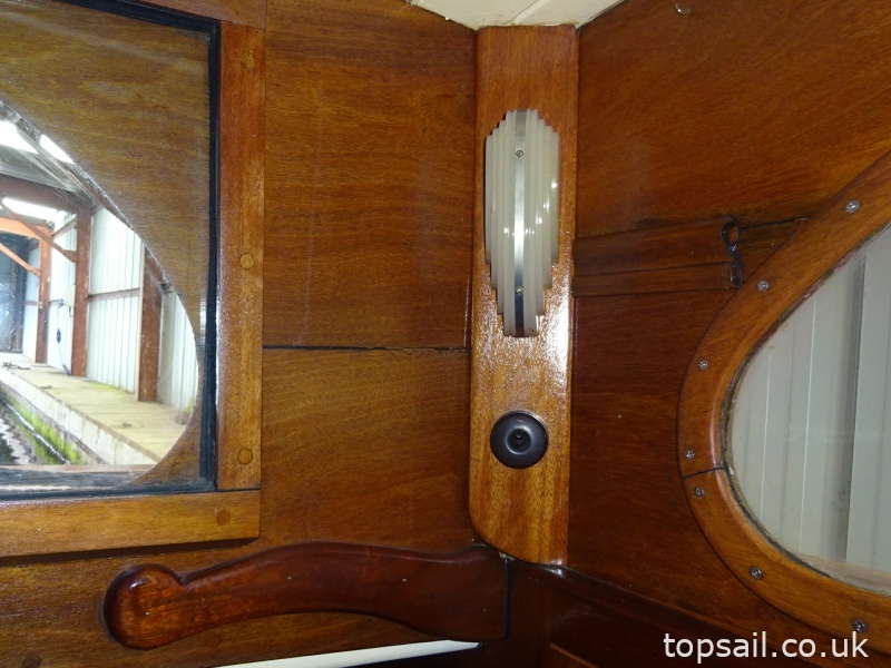 1954 Merrywind Classic Centre Cockpit Motor Cruiser