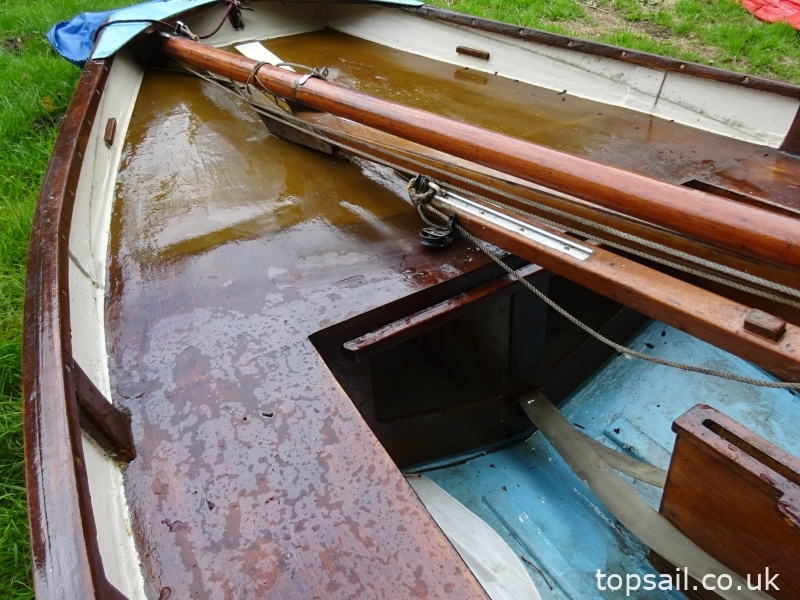1968 Mirror Sailing Dinghy & Trailer