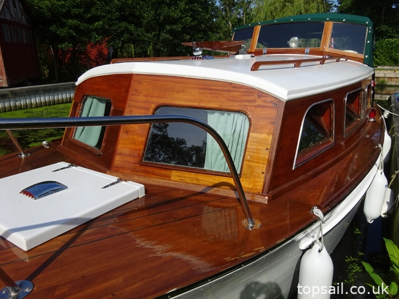 1952 Broom Robb 24