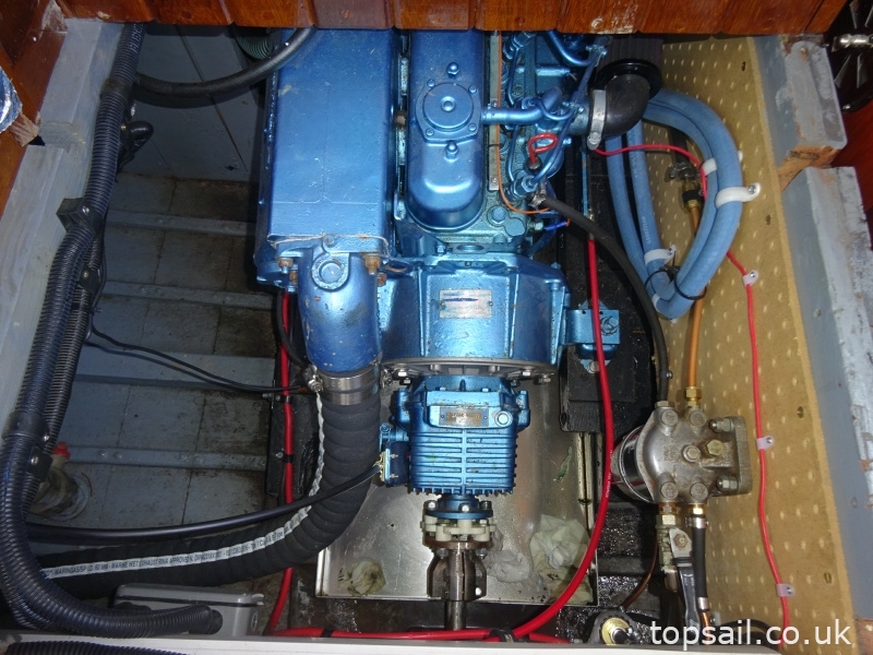 1952 Broom Robb 24