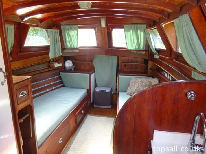 1952 Broom Robb 24