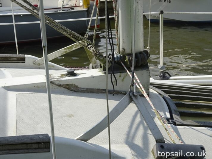 1984 Pegasus 700 (Shallow Fin Keel)