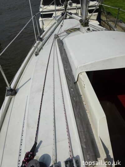 1984 Pegasus 700 (Shallow Fin Keel)