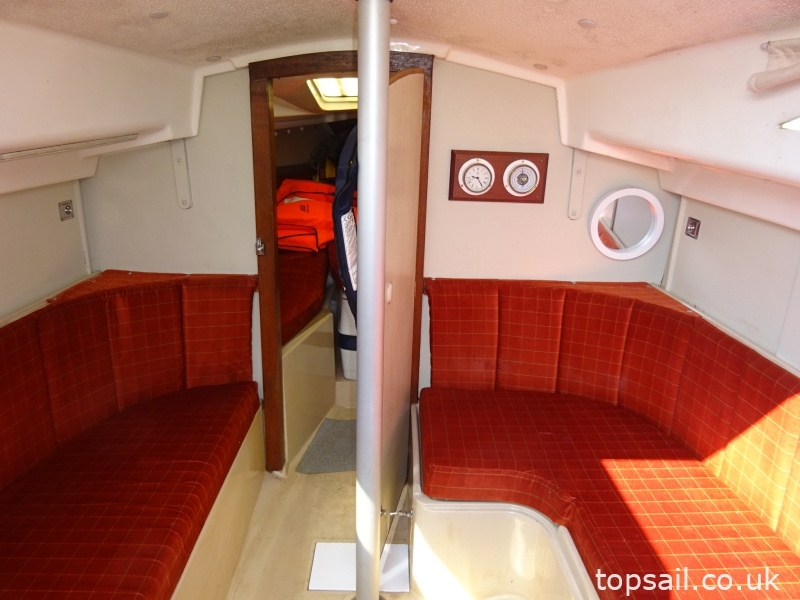 1984 Pegasus 700 (Shallow Fin Keel)