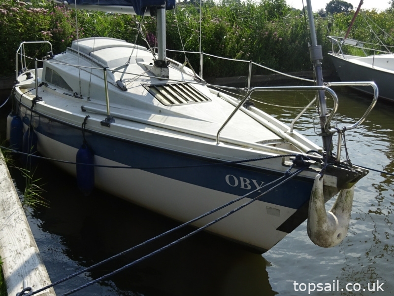 1984 Pegasus 700 (Shallow Fin Keel)