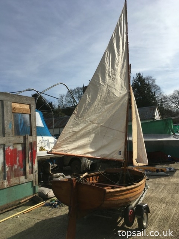 2003 12ft Clinker Sailing Dinghy & Trailer