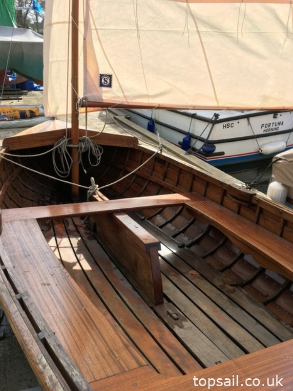 2003 12ft Clinker Sailing Dinghy & Trailer