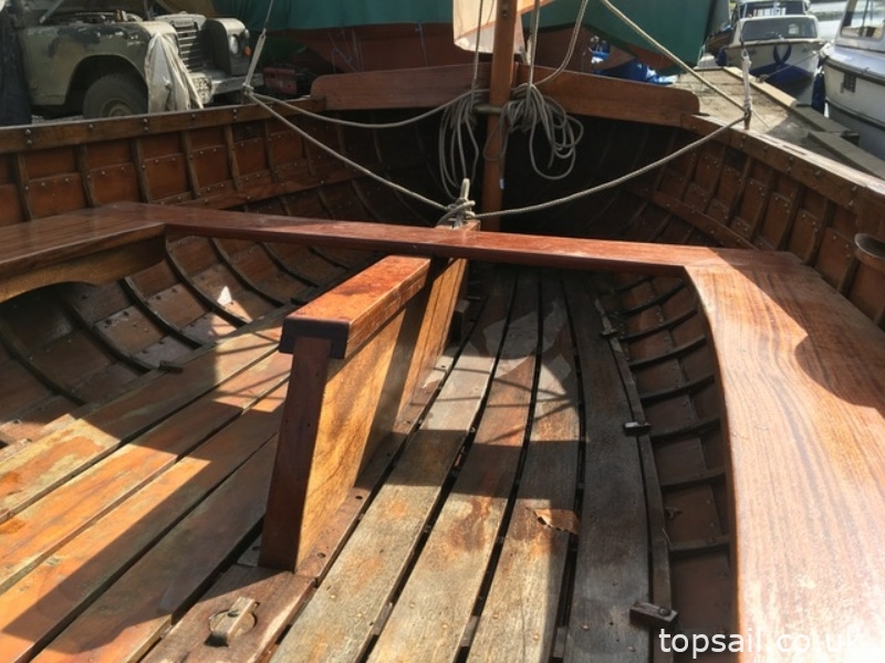 2003 12ft Clinker Sailing Dinghy & Trailer