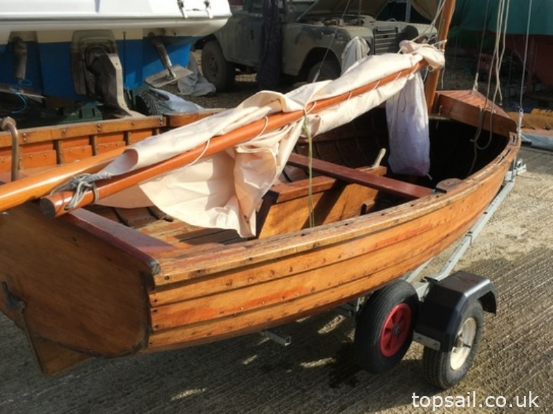 2003 12ft Clinker Sailing Dinghy & Trailer