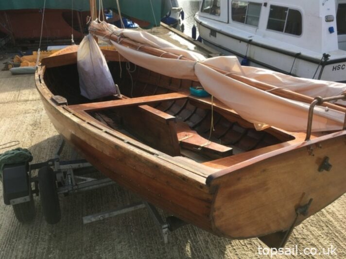 2003 12ft Clinker Sailing Dinghy & Trailer