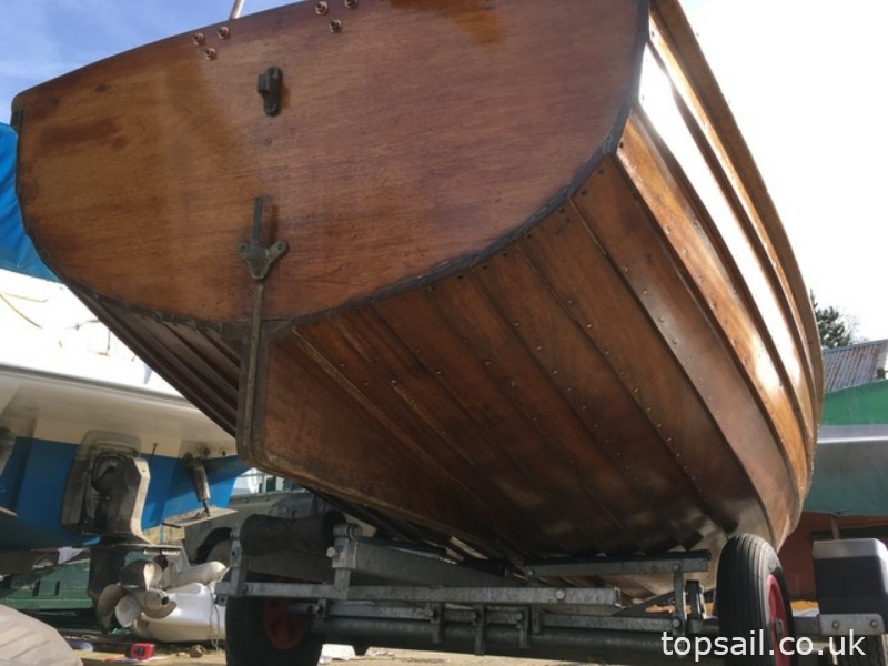 2003 12ft Clinker Sailing Dinghy & Trailer