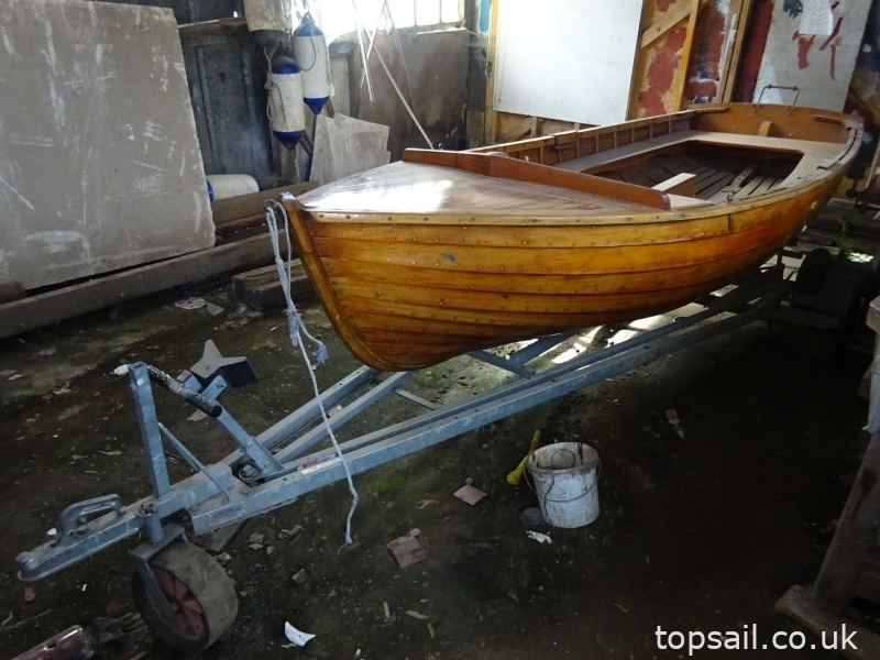 2003 12ft Clinker Sailing Dinghy & Trailer