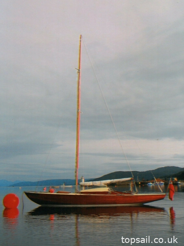 1950s Wooden Daysailer Sloop & Trailer