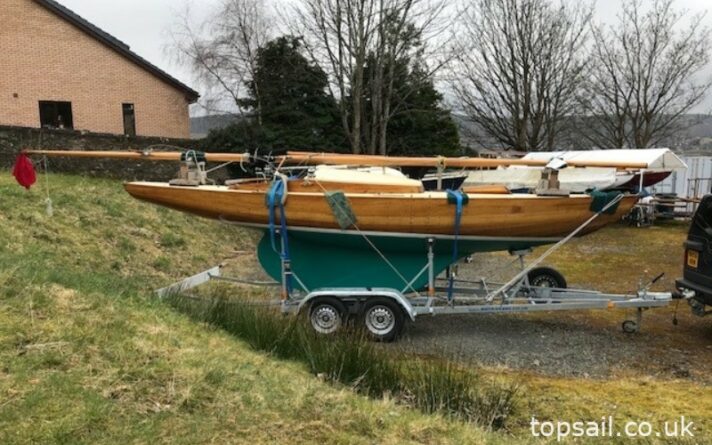 1950s Wooden Daysailer Sloop & Trailer
