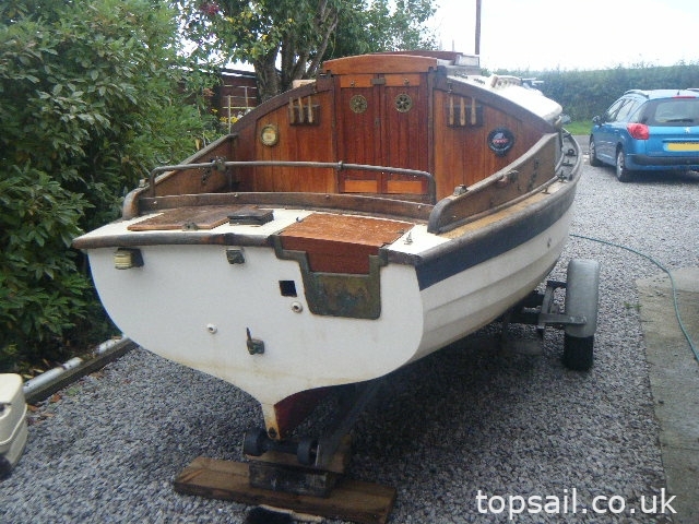 1994 Oyster 17 Trailer Sailer