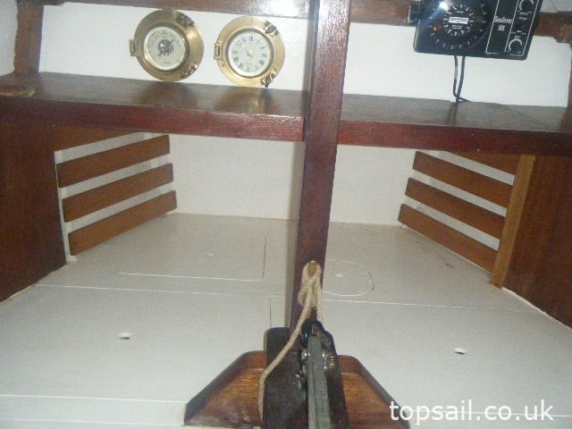 1994 Oyster 17 Trailer Sailer