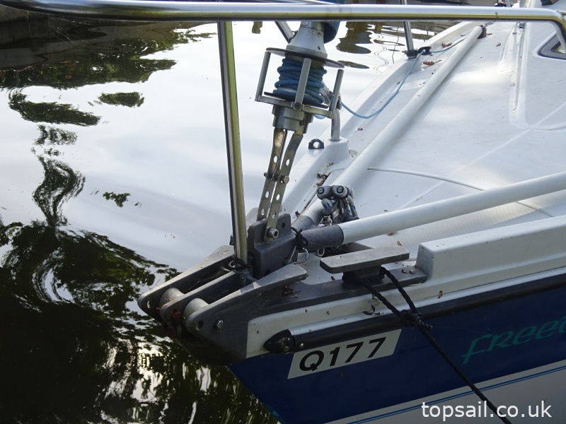 1987 Pegasus 700 (Shallow Fin Keel, Diesel Inboard!)