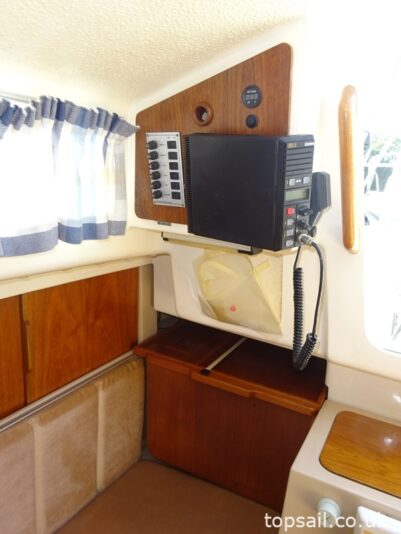 1987 Pegasus 700 (Shallow Fin Keel, Diesel Inboard!)