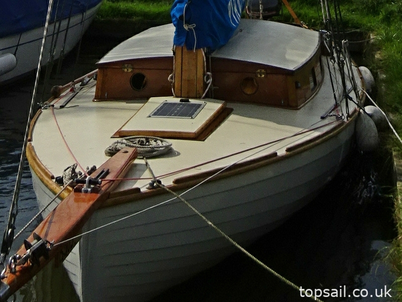 1901 Walter Woods Clinker River Cruiser (Trailer Available)