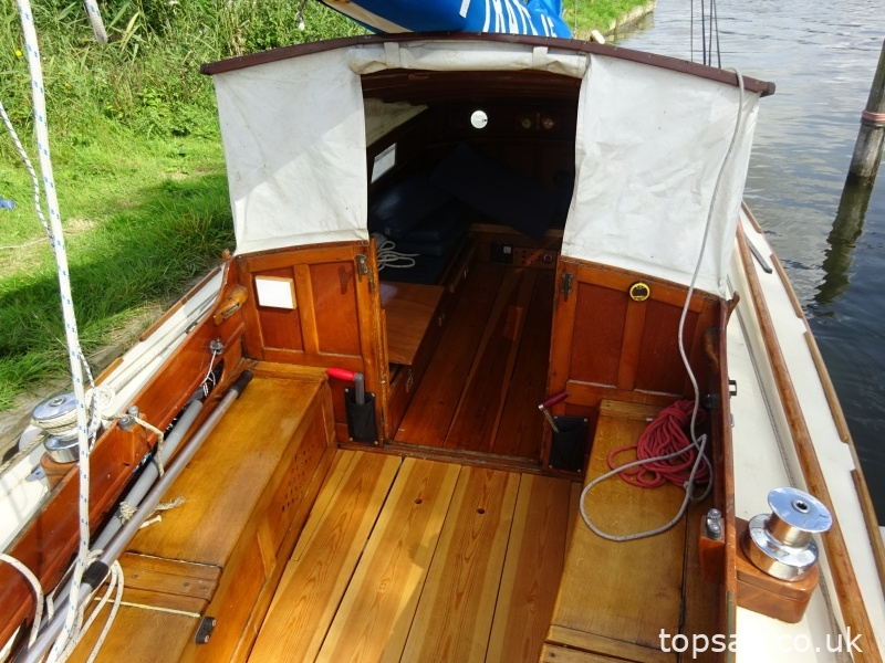 1901 Walter Woods Clinker River Cruiser (Trailer Available)