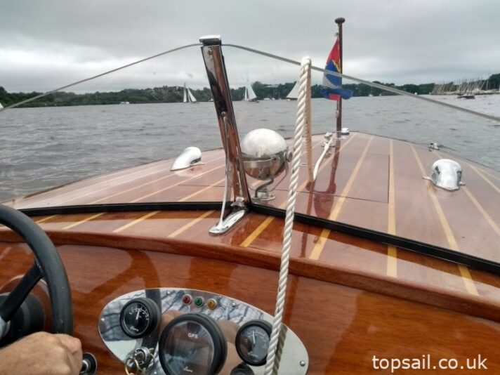 2020 Phoenix Classic 20 Motor Launch