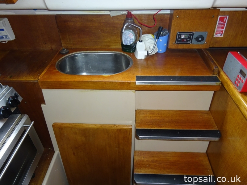 1989 Pegasus 800 (Wing Keel)