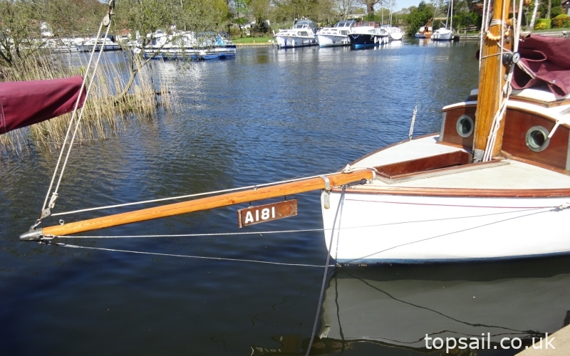 1948 Powles Wanderbird/Playmate River Cruiser Class