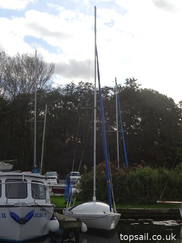 1983 Yeoman Keelboat