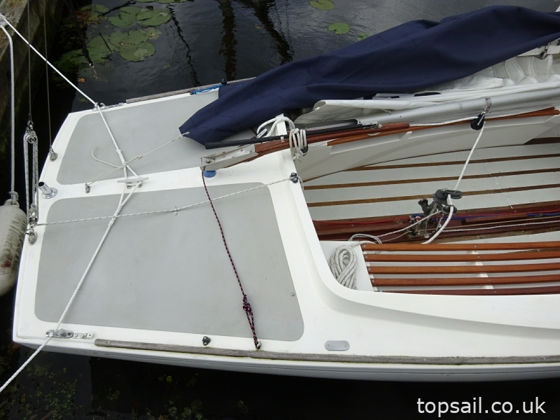 1983 Yeoman Keelboat