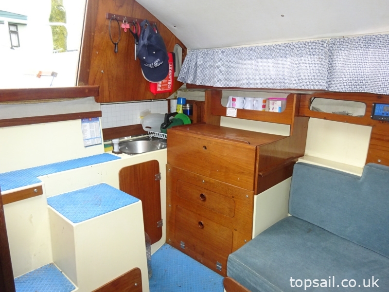 1986 Newbridge Venturer 22