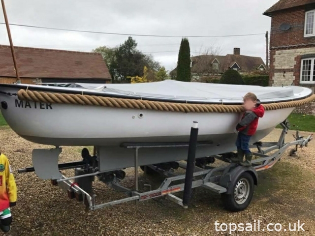 GRP Norwegian Snekke Harbour Launch & Trailer