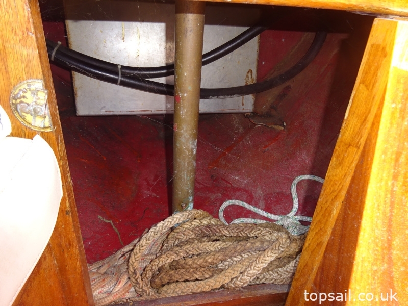 1985 Easticks 28 River Cruiser (GRP Hull)