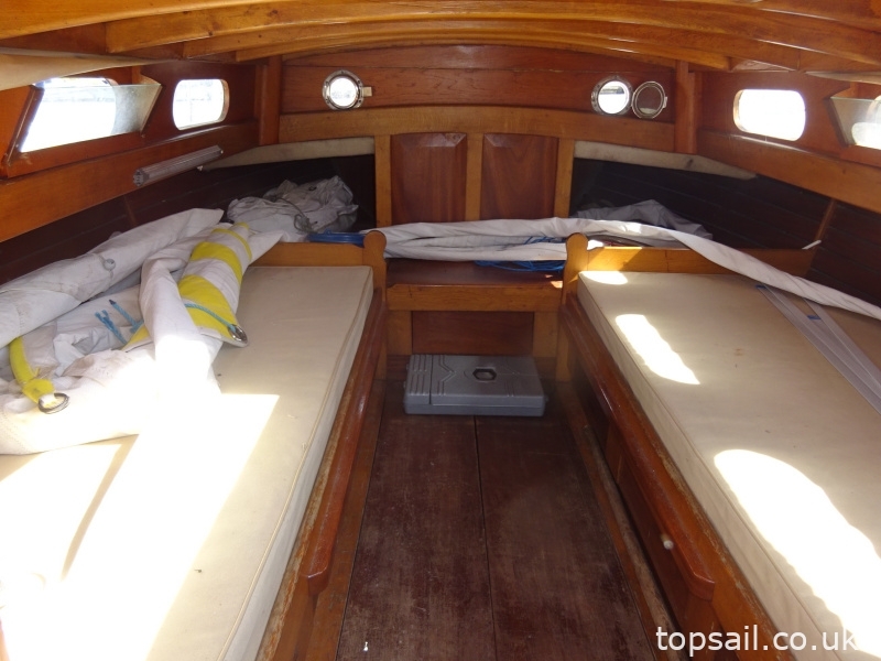 1985 Easticks 28 River Cruiser (GRP Hull)