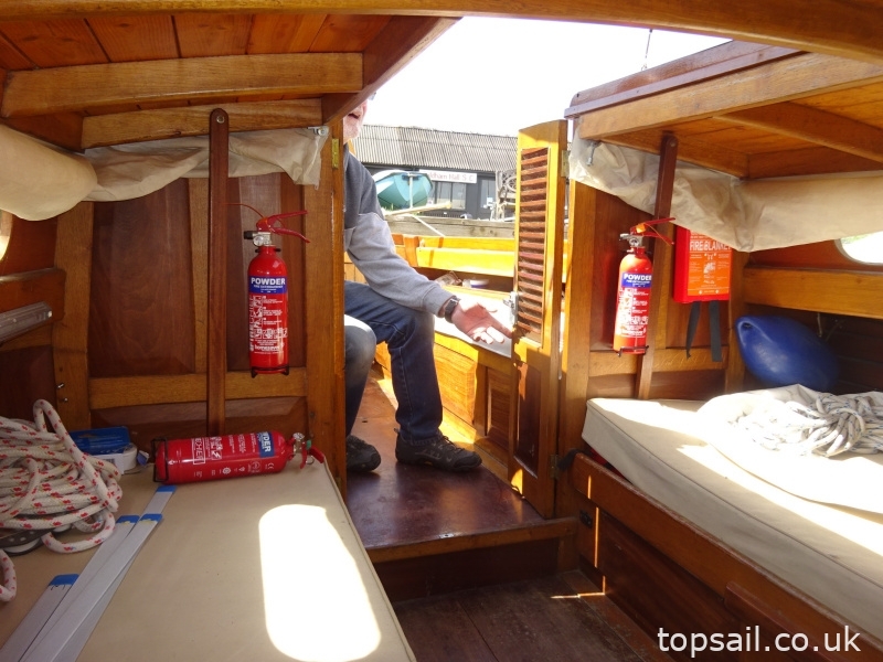 1985 Easticks 28 River Cruiser (GRP Hull)
