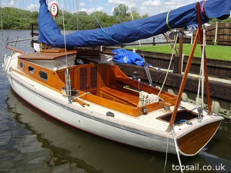 1985 Easticks 28 River Cruiser (GRP Hull)