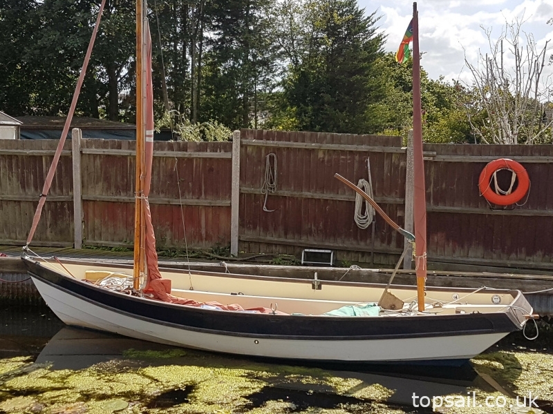 2001 Devon Lugger (later version of Drascombe Lugger)