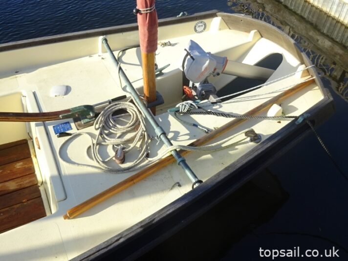 2001 Devon Lugger (later version of Drascombe Lugger)