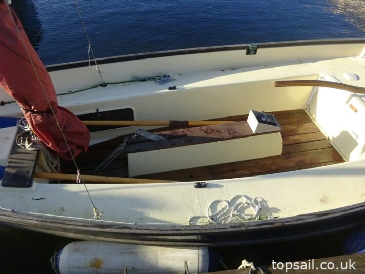 2001 Devon Lugger (later version of Drascombe Lugger)