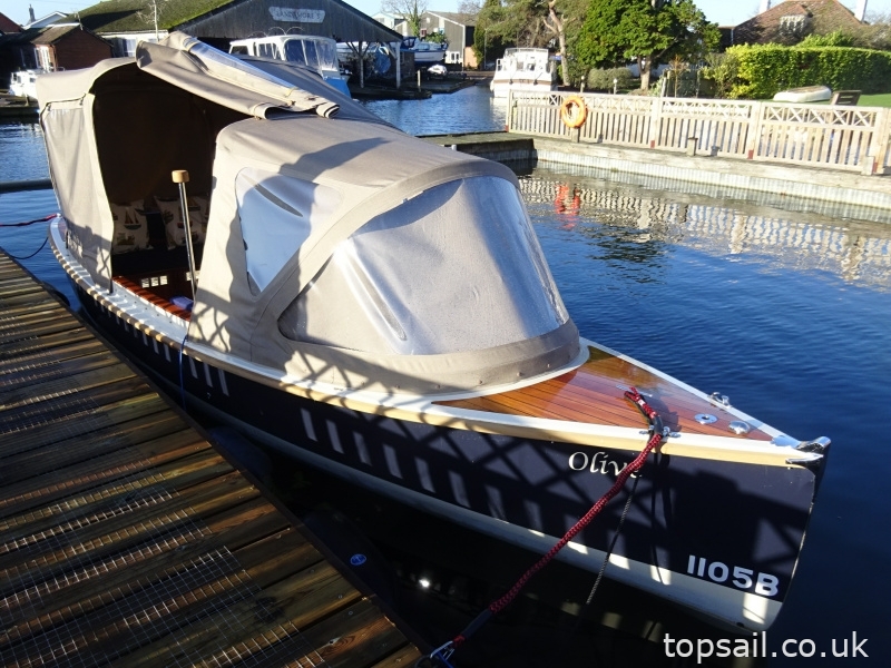 1990 Frolic 21 Electric Motor Launch