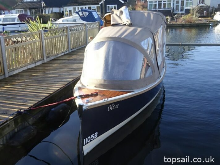 1990 Frolic 21 Electric Motor Launch