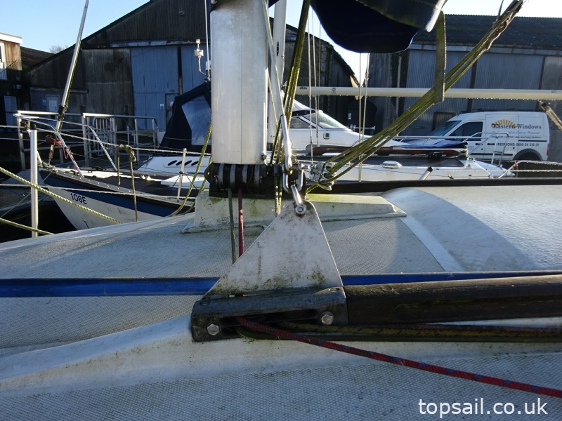 1990 Pegasus 800 (Wing Keel, Separate Heads Compartment)