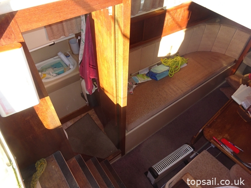 1990 Pegasus 800 (Wing Keel, Separate Heads Compartment)