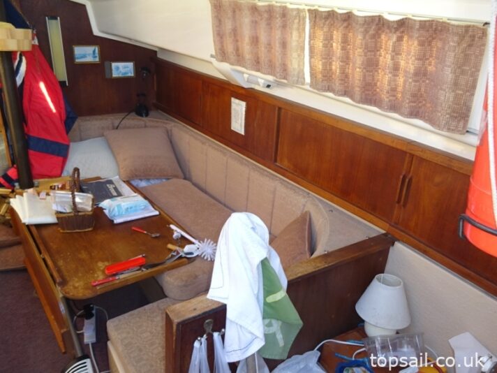 1990 Pegasus 800 (Wing Keel, Separate Heads Compartment)