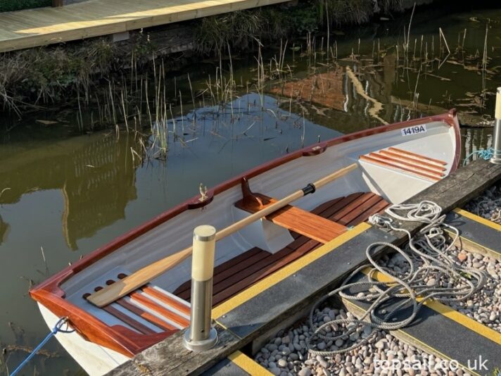 2021 11ft Heyland Duchess Rowing Boat/Dinghy
