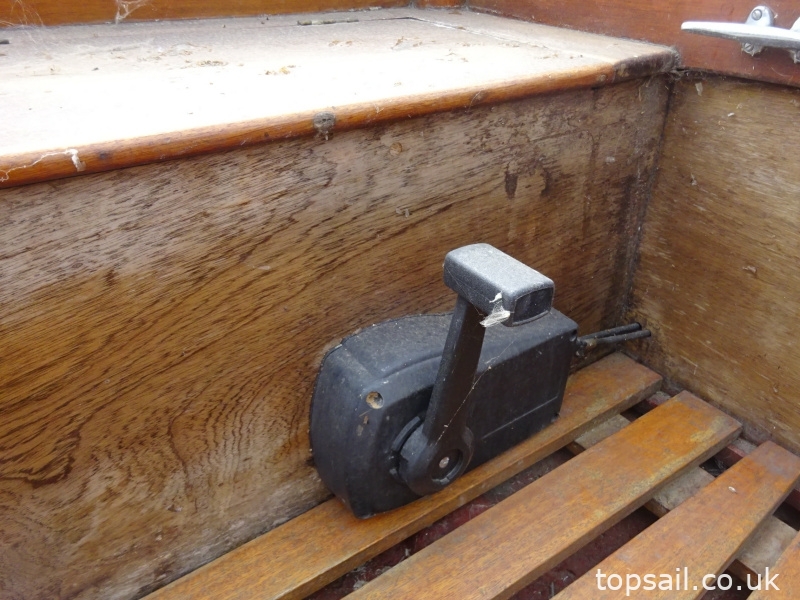 4hp Mariner Outboard Motor & Single Lever Control