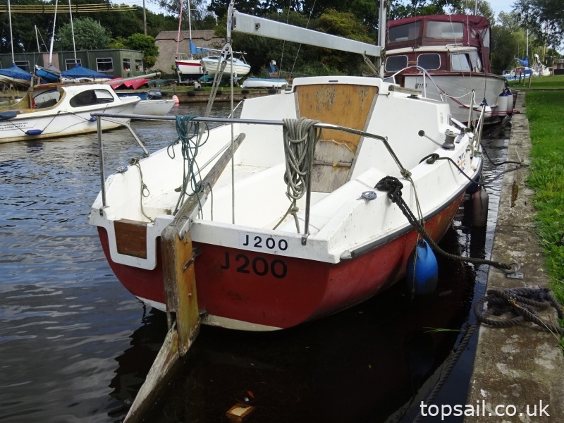 1975 Rydgeway Pirate 17 Trailer Sailer